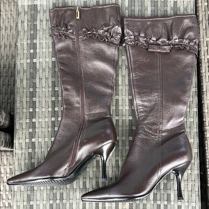 SALERNO Brand New Elegant Leather Knee-High Boots